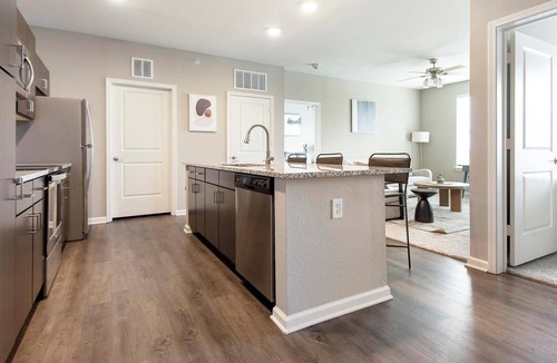 Chesterfield Apartment | Landing | Modern 2BD, Clubhouse, Courtyard