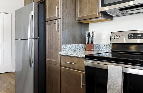 Cartersburg Apartment | Landing | Modern 2BD, Courtyard, Pool