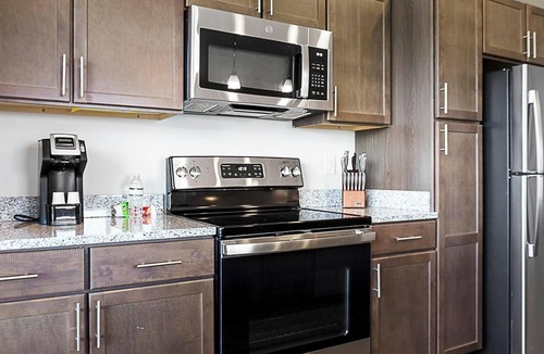 Cartersburg Apartment | Landing | Modern 2BD, Pool, Courtyard