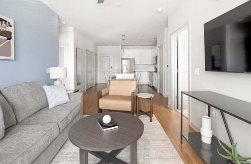 Murfreesboro Apartment | Landing | Modern 2BD, Yoga Studio, Gym