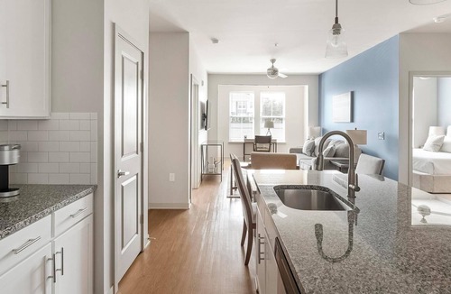 Murfreesboro Apartment | Landing | Modern 2BD, Yoga Studio, Gym
