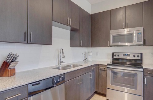 Terrell Heights Apartment | Landing | Modern 2BD, Yoga Studio, Pool
