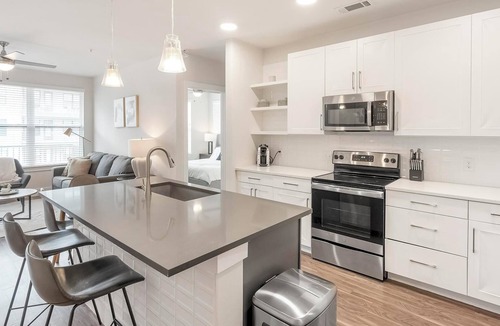 Wetmore Apartment | Landing | Modern 2BD, Pool, Yoga Studio