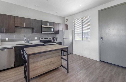 Maryvale Village Apartment | Landing | Modern 2BD, Yoga Studio, Clubhouse