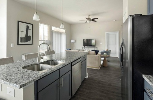 Nassau Bay Apartment | Landing | Modern 2BD, Yoga Studio, Pool