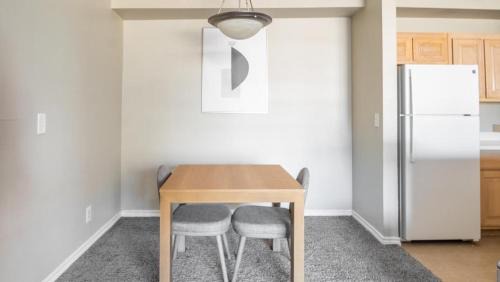 South Tulsa Apartment | Landing Modern Apartment with Amazing Amenities (ID8628X77)