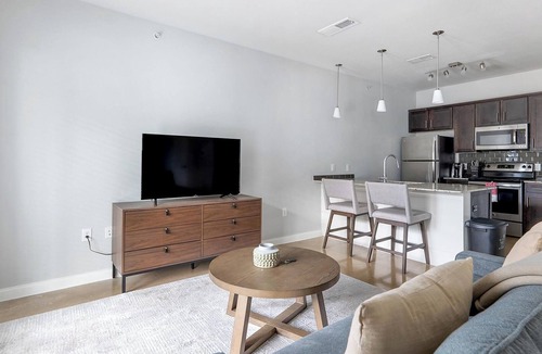 Buda Apartment | Landing | Modern Studio, Yoga Studio, Gym