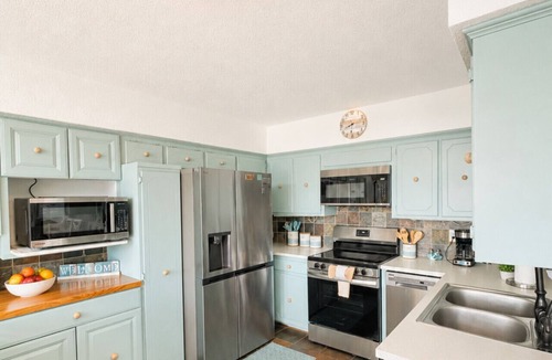 Gravois Mills House | Landing on Lake Time: Lakefront-4BD/2BA/Private Dock/Decks/Firepit-10PP