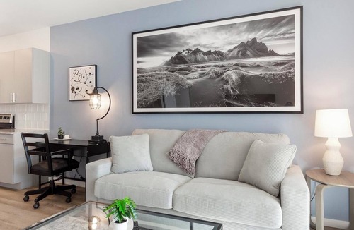 Northgate Apartment | Landing | Spectacular 1BD, Gym, Pool