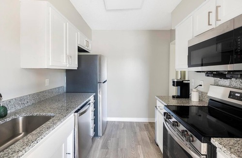 Hendersonville Apartment | Landing | Spectacular 2BD, Pool, Gym