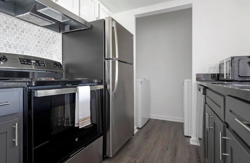 Winston - Salem Apartment | Landing | Spectacular 2BD, Gym, Clubhouse
