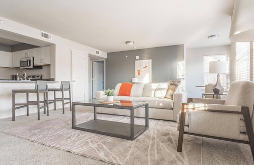 Broken Arrow Apartment | Landing | Spectacular 1BD, Courtyard, Pool
