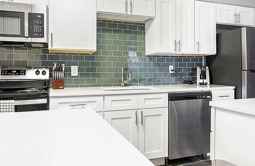 Indianapolis Apartment | Landing | Spectacular 1BD, Courtyard, Pool