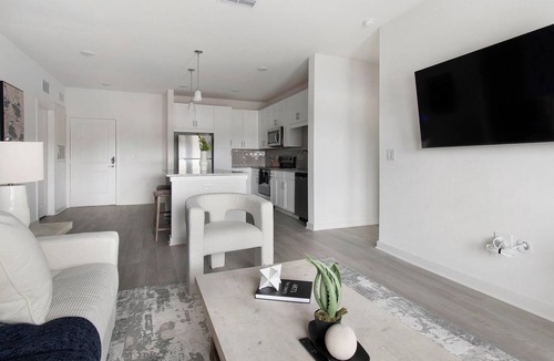 Northside Apartment | Landing | Spectacular 2BD, Gym, Clubhouse