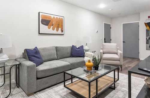 Spruce Hill Apartment | Landing | Spectacular 2BD, Gym, Clubhouse