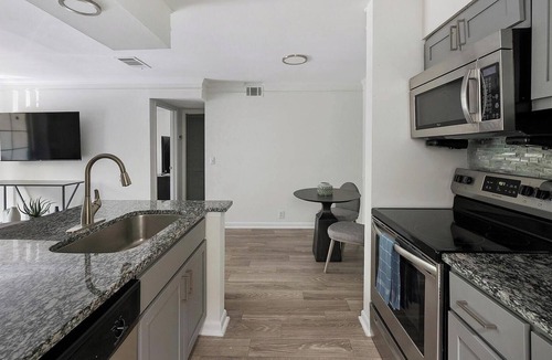 Green Hills Apartment | Landing | Spectacular 1BD, Pool, Courtyard