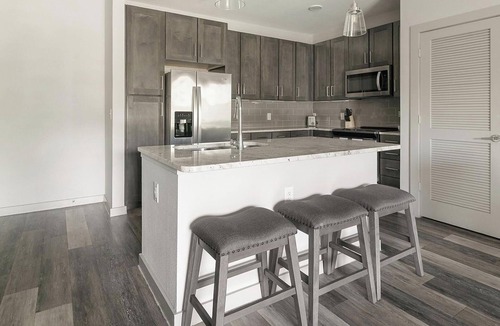 New Caney Apartment | Landing | Spectacular 1BD, Gym