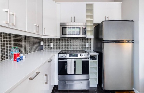 Downtown Apartment | Landing | Spectacular 1BD, Gym