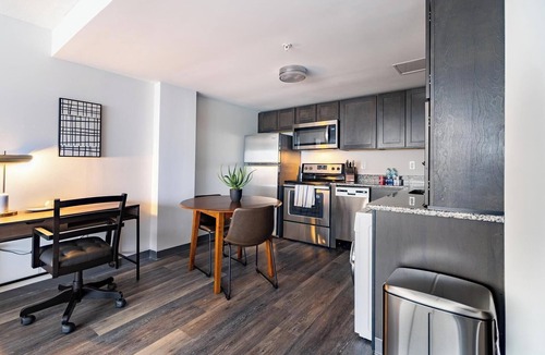 Downtown Hartford Apartment | Landing | Spectacular 1BD, Gym, Game Room