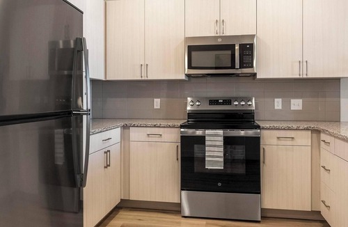 Firestone Apartment | Landing | Spectacular 1BD, Gym, Clubhouse