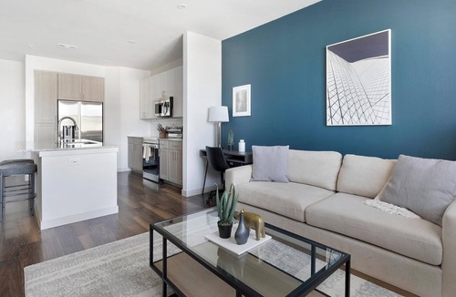 Fate Apartment | Landing | Spectacular 1BD, Pool, Gym