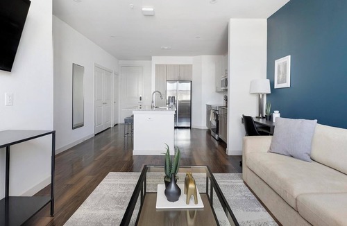 Fate Apartment | Landing | Spectacular 1BD, Pool, Gym