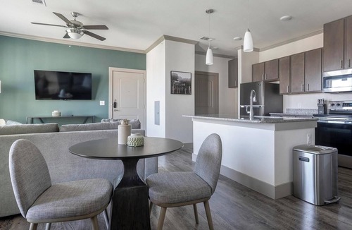 Manor Apartment | Landing | Spectacular 1BD, Clubhouse, Gym