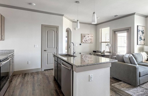 Manor Apartment | Landing | Spectacular 1BD, Clubhouse, Gym
