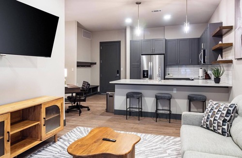 Blue Dome District Apartment | Landing | Spectacular 1BD, Clubhouse