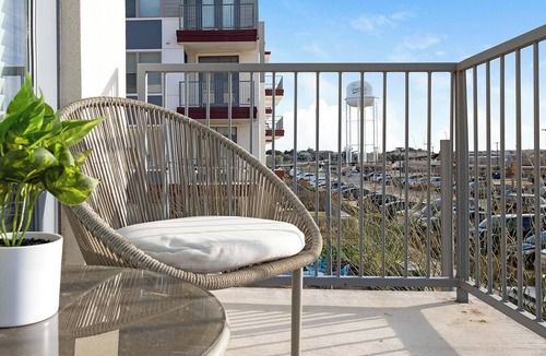 Buda Apartment | Landing | Spectacular 1BD, Rooftop Lounge