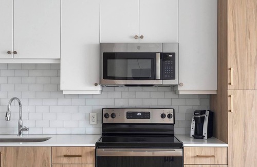 Austin Apartment | Landing | Spectacular 1BD, Pool, Clubhouse