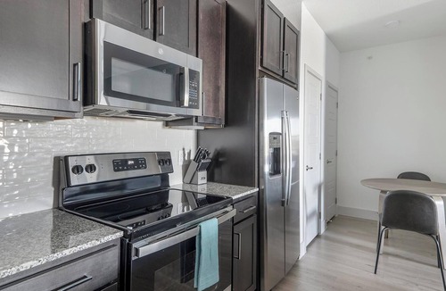 Austin Apartment | Landing | Spectacular 1BD, Gym, Pool