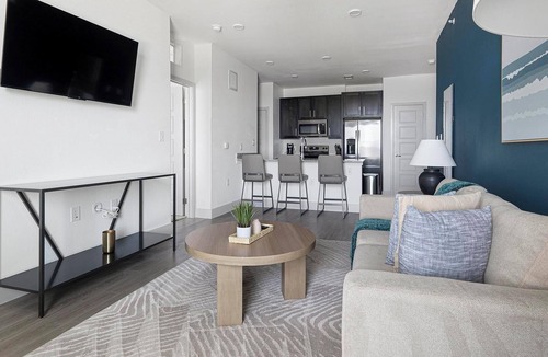 Austin Apartment | Landing | Spectacular 1BD, Gym, Pool