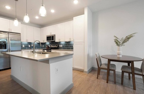 MLK Apartment | Landing | Spectacular 1BD, Game Room, Courtyard