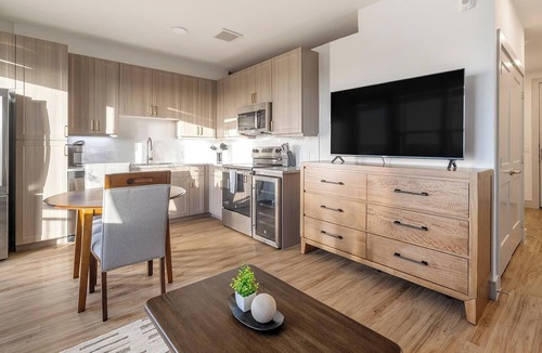 Scofield Farms Apartment | Landing | Spectacular 1BD, Clubhouse, Gym