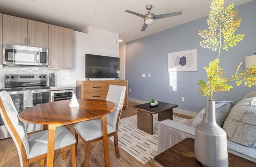 Scofield Farms Apartment | Landing | Spectacular 1BD, Clubhouse, Gym