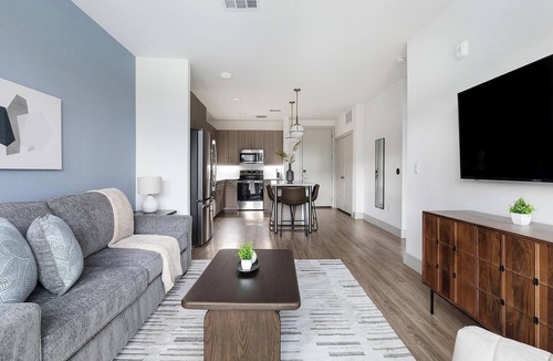 Scofield Farms Apartment | Landing | Spectacular 1BD, Gym, Pool