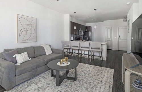 Vickery Meadow Apartment | Landing | Spectacular 1BD, Gym, Pool