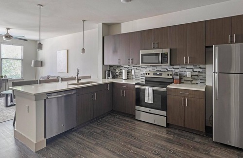 Vickery Meadow Apartment | Landing | Spectacular 1BD, Gym, Pool