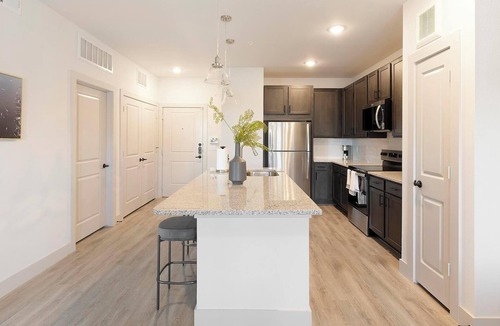 Corinth Apartment | Landing | Spectacular 1BD in Corinth
