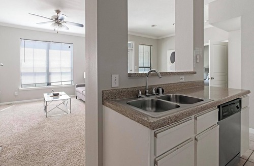 Briarforest Apartment | Landing | Spectacular 1BD, Gym, Pool