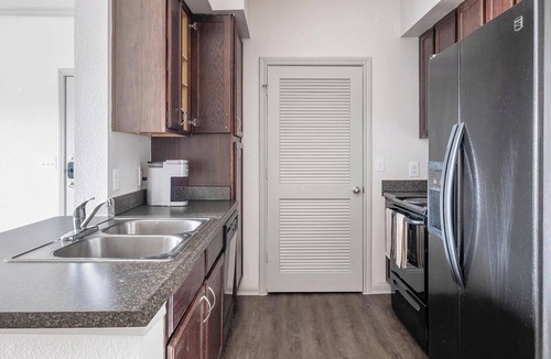 Northeast Houston Apartment | Landing | Spectacular 1BD, Clubhouse, Game Room