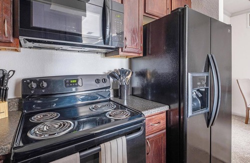 Northeast Houston Apartment | Landing | Spectacular 1BD, Clubhouse, Game Room