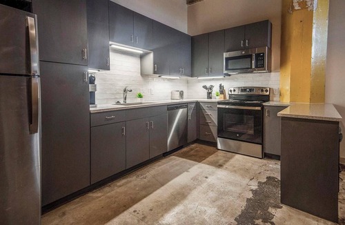 Uptown Apartment | Landing | Spectacular 1BD in Uptown