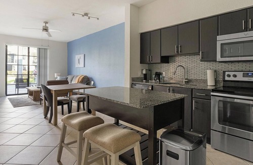 Miramar Apartment | Landing | Spectacular 1BD, Clubhouse, Gym