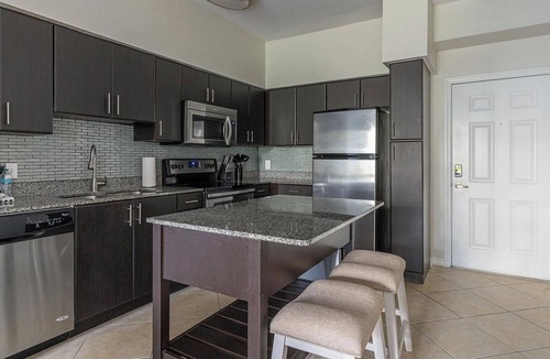 Miramar Apartment | Landing | Spectacular 1BD, Clubhouse, Gym