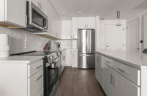 East Naples Apartment | Landing | Spectacular 1BD, Pool