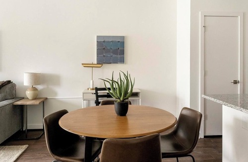East Raleigh Apartment | Landing | Spectacular 1BD, Yoga Studio, Gym