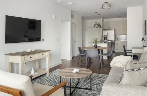 East Raleigh Apartment | Landing | Spectacular 1BD, Gym, Yoga Studio