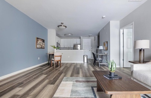 Raritan Apartment | Landing | Spectacular 1BD, Tennis Court, Gym